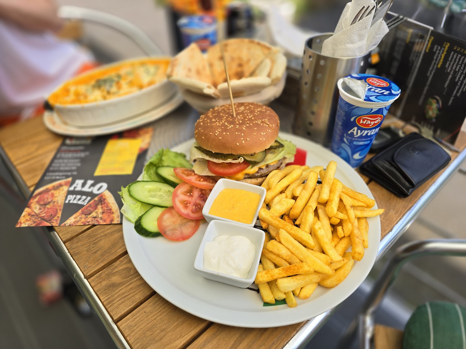 Alo Pizza | Best Pizza in Bonn